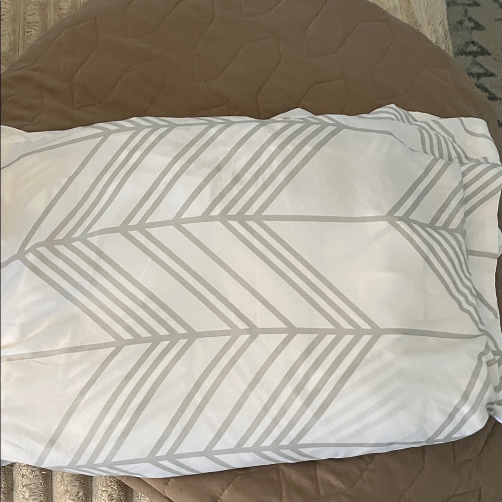 Modern Gray and White Chevron Duvet Cover/Pillowcases